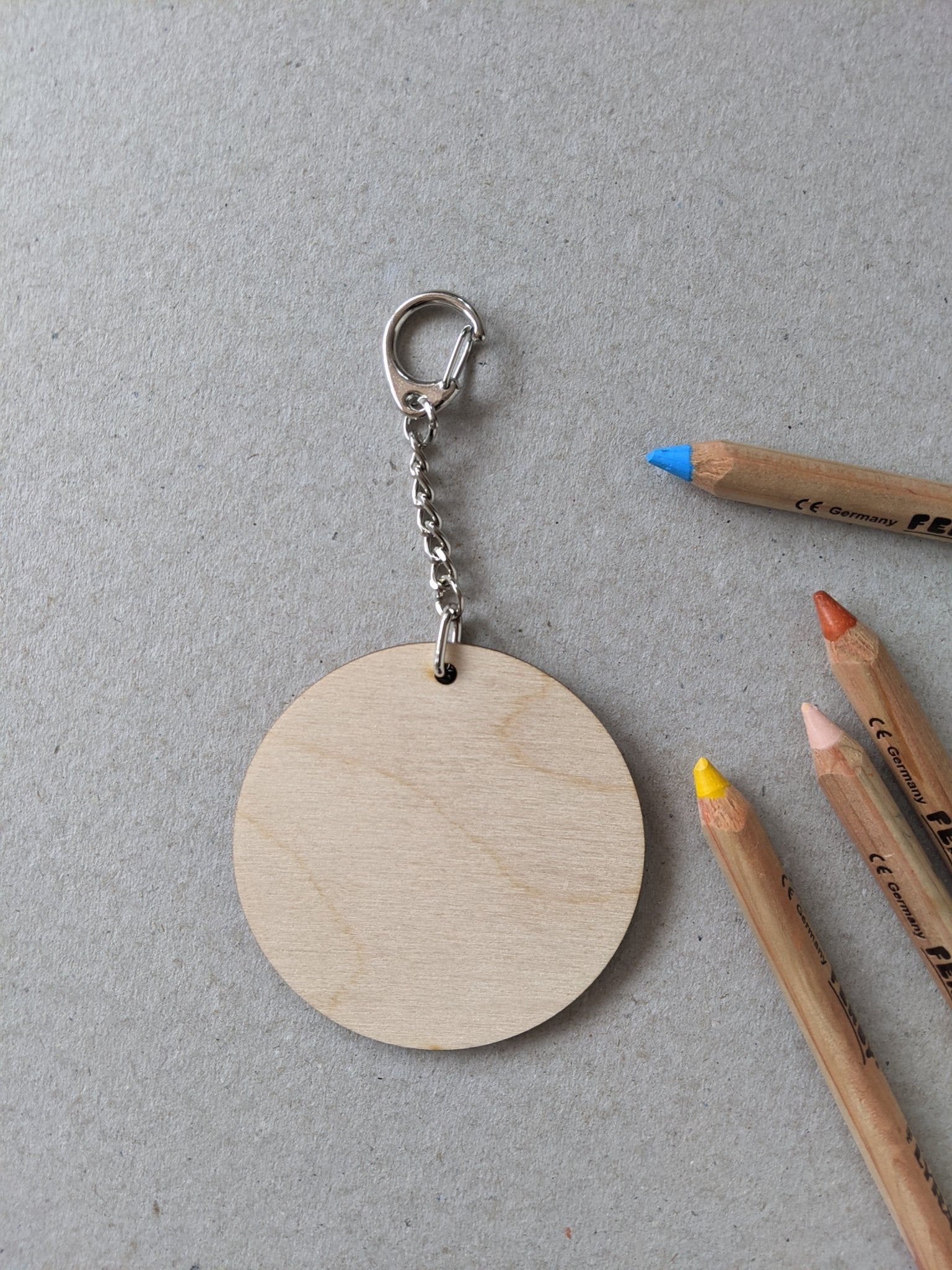 Wooden keyring craft kit - The Stationery Cupboard
